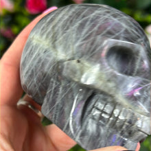 Load image into Gallery viewer, Purple Lab Labradorite Skull head
