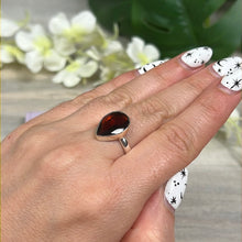 Load image into Gallery viewer, AA Garnet Facet 925 Sterling Silver Ring - Size N 1/2
