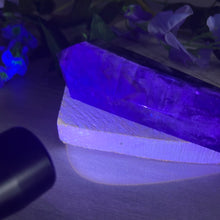 Load image into Gallery viewer, Black Fluorite Wand
