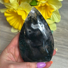 Load image into Gallery viewer, Moss Agate Freeform Flame
