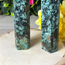 Load image into Gallery viewer, African Turquoise Tower Point
