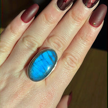Load image into Gallery viewer, AA Labradorite 925 Silver Ring -  Size N 1/2
