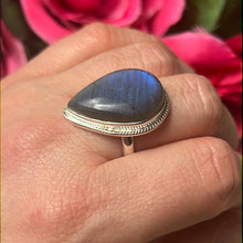 Load image into Gallery viewer, AA Labradorite Lab 925 Sterling Silver Ring -  Size Q
