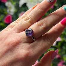 Load image into Gallery viewer, Amethyst Raw 925 Sterling Silver Ring - Size R 1/2
