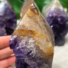 Load image into Gallery viewer, A Amethyst Agate Tower Points
