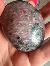 Load image into Gallery viewer, Rhodonite / Rubelleite in Quartz Palm
