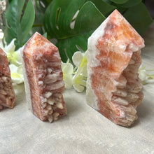 Load image into Gallery viewer, Druzy Sunstone Orchid and Orange Calcite Tower Points
