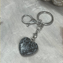 Load image into Gallery viewer, Snowflake Obsidian Heart / Keyring
