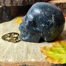 Load image into Gallery viewer, Ruby &amp; Kyanite Skull - UV reactive
