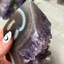 Load image into Gallery viewer, A Amethyst Agate Tower Points
