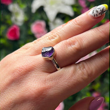 Load image into Gallery viewer, Amethyst Raw 925 Sterling Silver Ring - Size R 1/2
