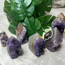 Load image into Gallery viewer, A Amethyst Agate Tower Points
