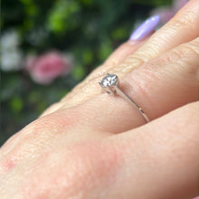 Load image into Gallery viewer, Moissanite 925 Sterling Silver Ring
