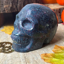 Load image into Gallery viewer, Ruby &amp; Kyanite Skull - UV reactive
