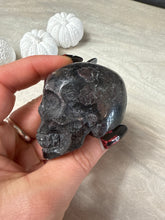 Load image into Gallery viewer, Arfvedsonite Skull (garnet)
