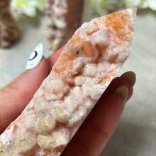 Load image into Gallery viewer, Druzy Sunstone Orchid and Orange Calcite Tower Points
