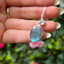 Load image into Gallery viewer, Lab Labradorite Facet 925 Sterling Silver Pendant
