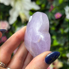 Load image into Gallery viewer, Lilac Amethyst Heart
