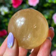 Load image into Gallery viewer, Honey Calcite - yellow optical calcite Sphere
