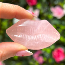 Load image into Gallery viewer, Rose Quartz Lips
