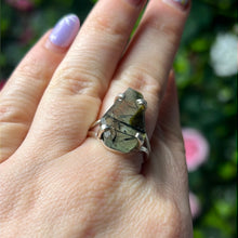 Load image into Gallery viewer, Prehnite &amp; Epidote Coffin 925 Sterling Silver Ring - Size Q 1/2
