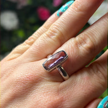 Load image into Gallery viewer, Amethyst Facet 925 Sterling Silver Ring - Size S 1/2
