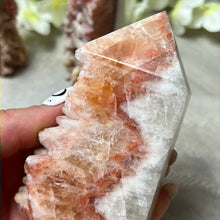 Load image into Gallery viewer, Druzy Sunstone Orchid and Orange Calcite Tower Points
