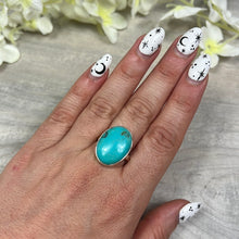 Load image into Gallery viewer, African Turquoise 925 Sterling Silver Ring - Size R 1/2
