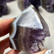 Load image into Gallery viewer, A Amethyst Agate Tower Points
