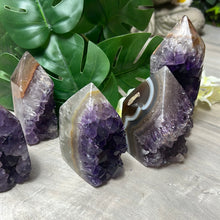 Load image into Gallery viewer, A Amethyst Agate Tower Points
