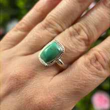 Load image into Gallery viewer, Cornish Turquoise 925 Sterling Silver Ring - Size N 1/2
