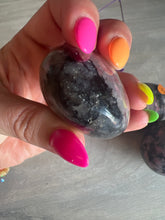 Load image into Gallery viewer, Rhodonite / Rubelleite in Quartz Palm
