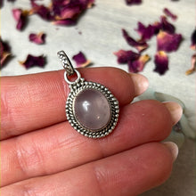 Load image into Gallery viewer, Morganite 925 Sterling Silver Pendant
