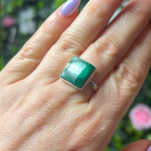 Load image into Gallery viewer, Malachite 925 Sterling Silver Ring -  Size N 1/2
