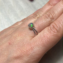 Load image into Gallery viewer, Ethiopian Opal 925 Sterling Silver Ring - Size P
