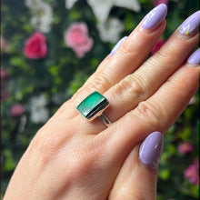 Load image into Gallery viewer, Malachite 925 Sterling Silver Ring -  Size N 1/2
