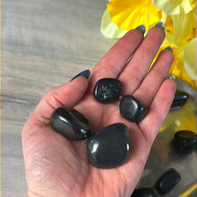 Load image into Gallery viewer, Shungite Tumble Tumblestone
