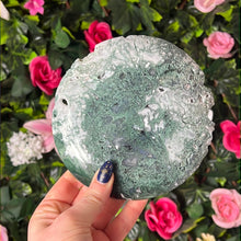 Load image into Gallery viewer, Moss Agate Druzy Disc Cookie
