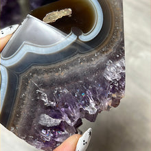 Load image into Gallery viewer, A Amethyst Agate Tower Points
