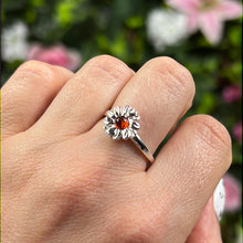 Load image into Gallery viewer, Amber Daisy Flower 925 Sterling Silver Ring - Size O 1/2 - P
