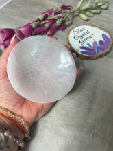 Load image into Gallery viewer, Selenite Charge Charging Bowl - Large
