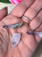 Load image into Gallery viewer, Vera Cruz Amethyst Specimen Tumble
