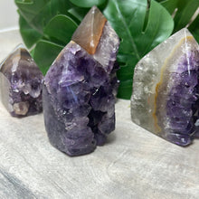 Load image into Gallery viewer, A Amethyst Agate Tower Points
