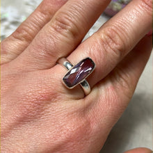 Load image into Gallery viewer, Amethyst Facet 925 Sterling Silver Ring - Size S 1/2
