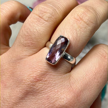 Load image into Gallery viewer, Amethyst Facet 925 Sterling Silver Ring - Size M - M 1/2
