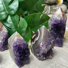 Load image into Gallery viewer, A Amethyst Agate Tower Points
