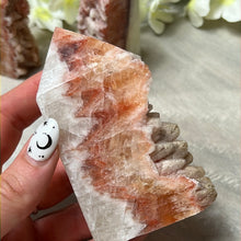 Load image into Gallery viewer, Druzy Sunstone Orchid and Orange Calcite Tower Points
