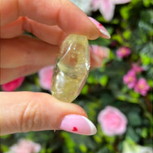 Load image into Gallery viewer, Citrine Heart
