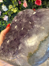 Load image into Gallery viewer, Large Amethyst Druzy Heart
