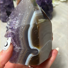 Load image into Gallery viewer, A Amethyst Agate Tower Points
